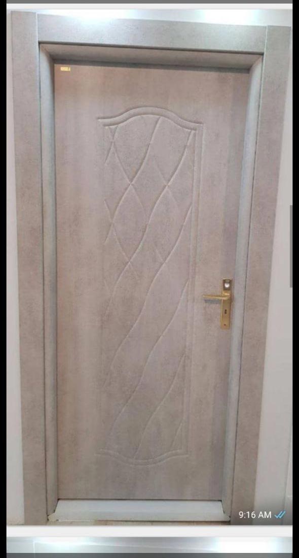 درب داخلی طرح دار کرم طرح چوب